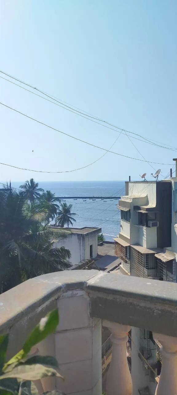 2 BHK Flats on Rent in Ivory Tower, Juhu