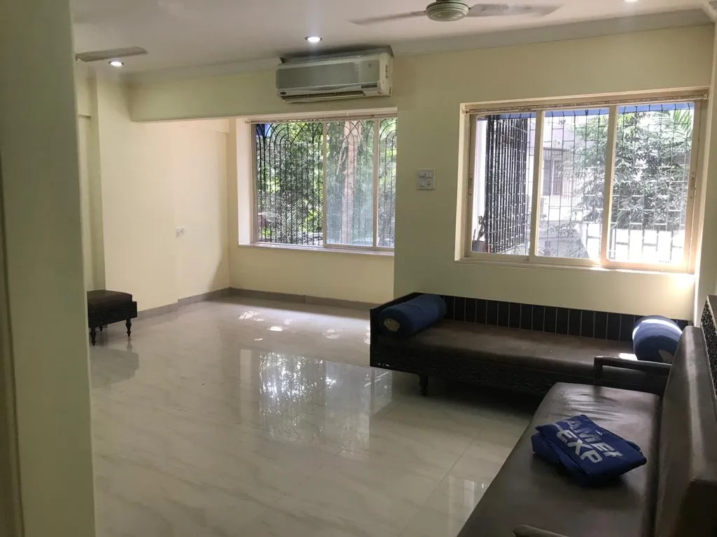 2 BHK Flats on Rent in Greenfields , Juhu