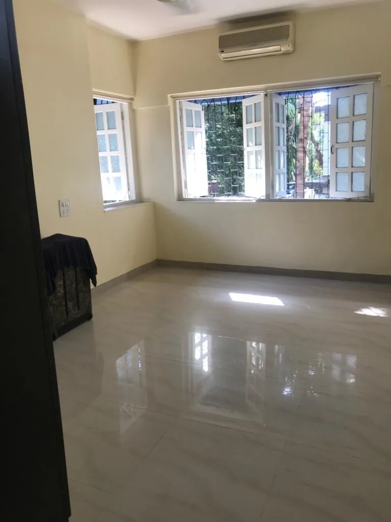 2 BHK Flats on Rent in Greenfields , Juhu