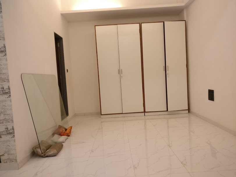 Bathroom 3 - Link Side, Bandra West