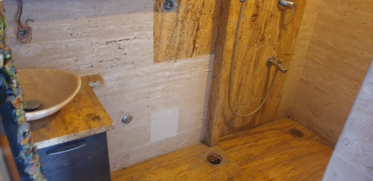 Bathroom 21 - Capri Heights, Bandra West