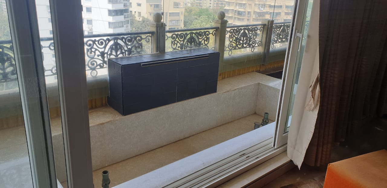 Bathroom 23 - Capri Heights, Bandra West