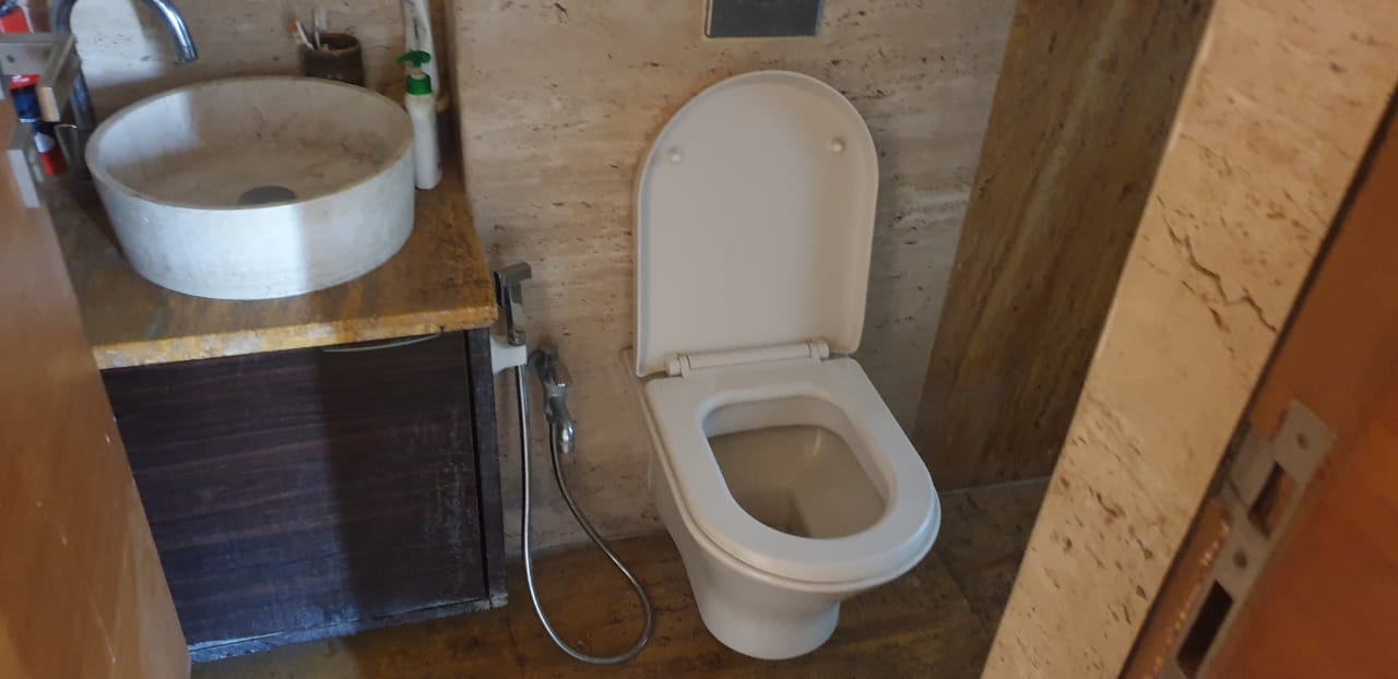 Bathroom 24 - Capri Heights, Bandra West