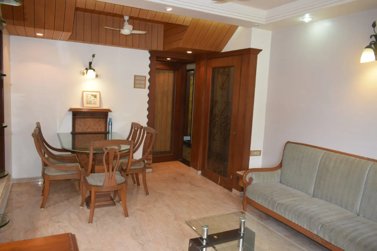 2 BHK Flats on Rent in Victoria House, Bandra West