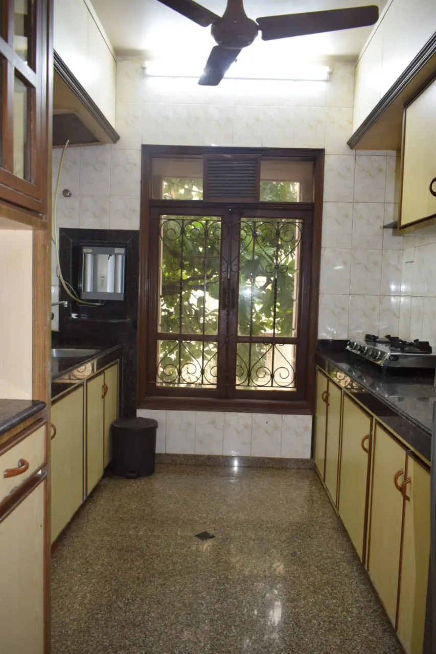 2 BHK Flats on Rent in Victoria House, Bandra West