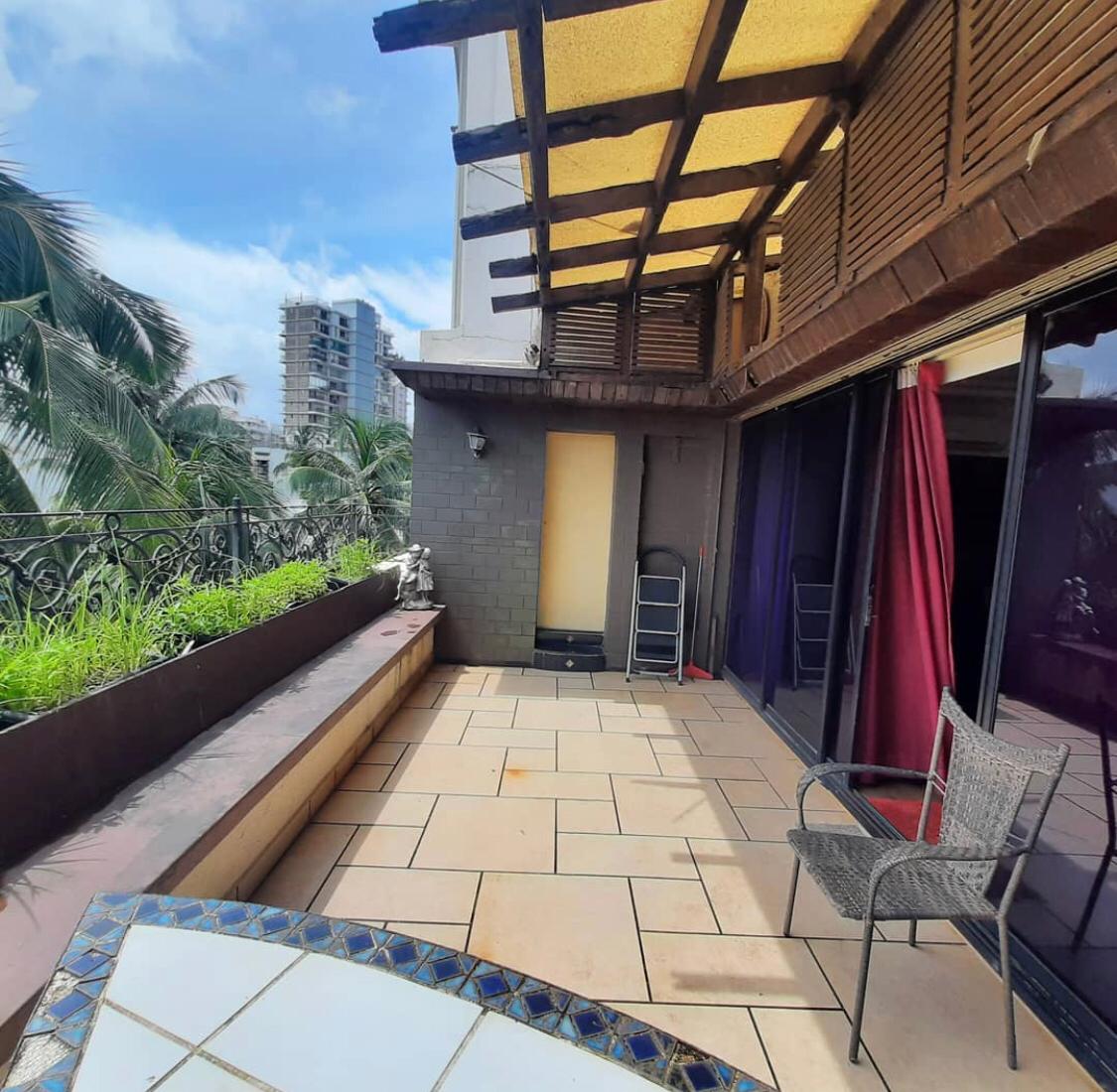 Balcony - The Legend, Bandra West