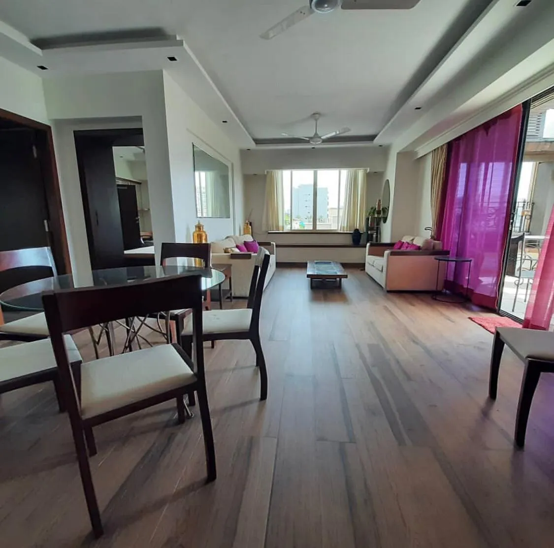 2 BHK Flats on Rent in The Legend, Bandra West