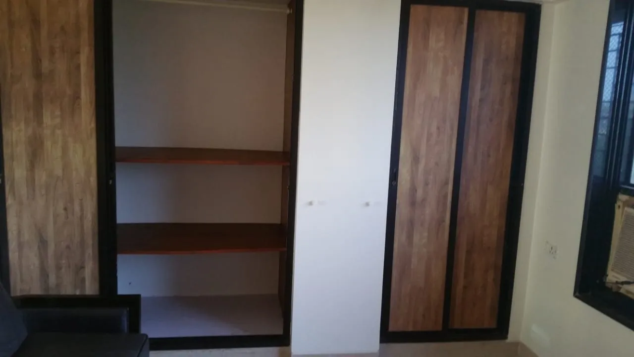 2 BHK Flats on Rent in Laxmi Palace, Khar West