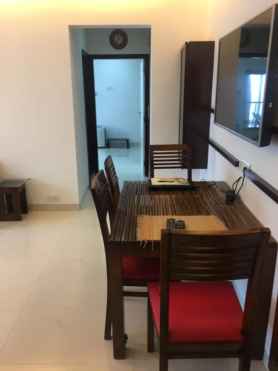 1 BHK Flats for Sale in Maker Tower J, Cuffe Parade