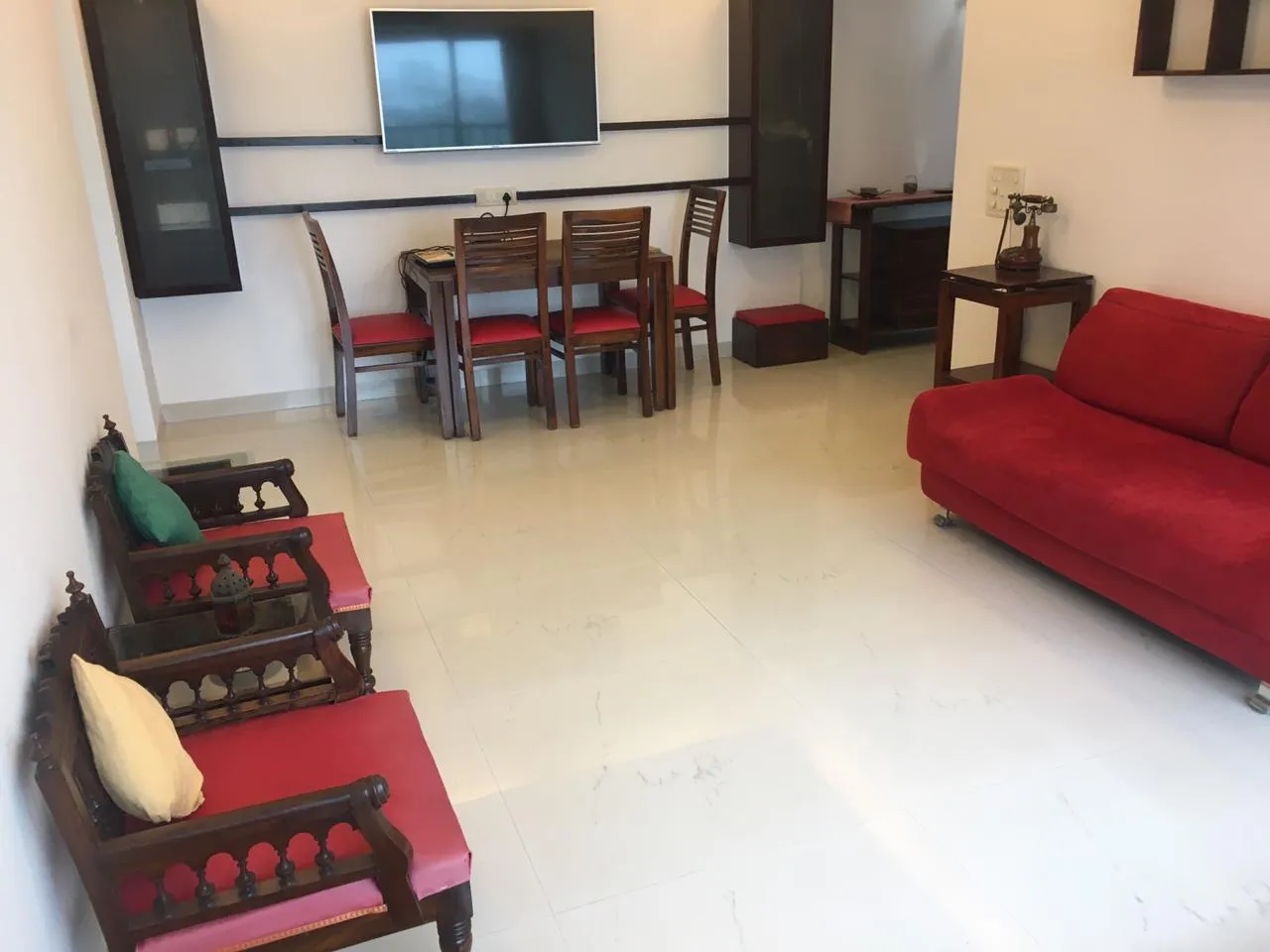 1 BHK Flats for Sale in Maker Tower J, Cuffe Parade