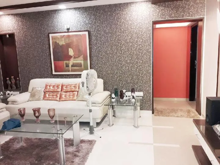 1½ BHK Flats on Rent in Rose Minar, Khar West