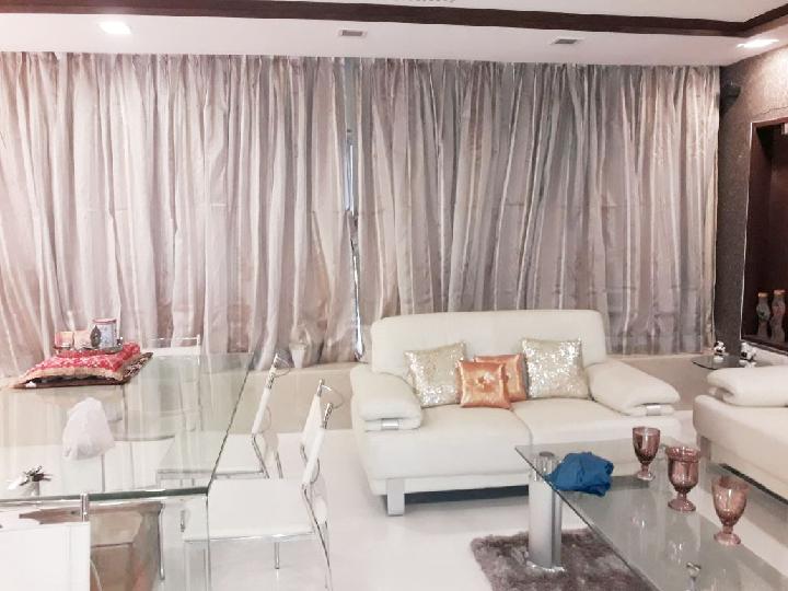 Living Room1 - Rose Minar, Khar West