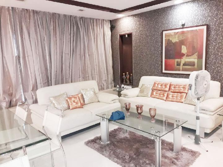 Living Room2 - Rose Minar, Khar West