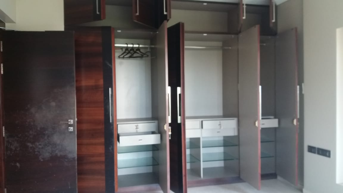 Building - Signia Isles, Bandra East