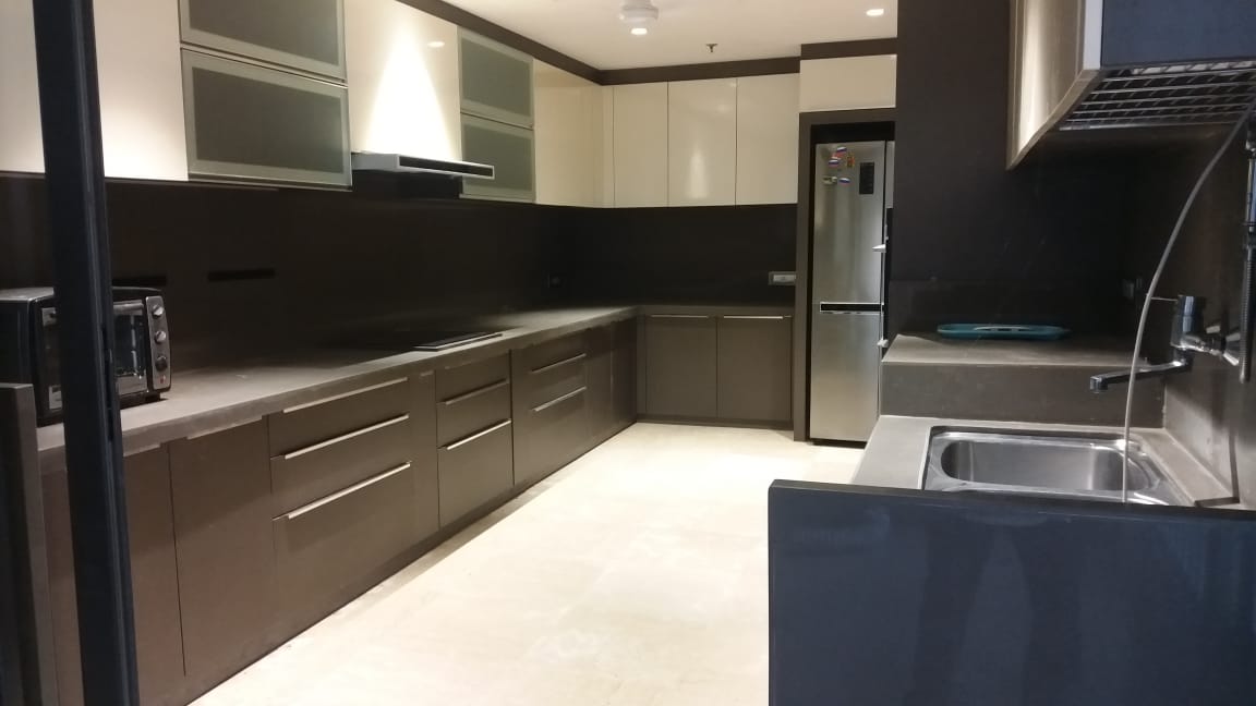 5 BHK Flats for Sale in Signia Isles, Bandra East