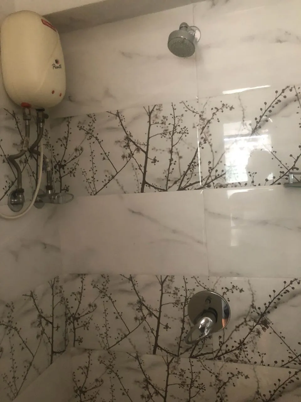 3 BHK Flats on Rent in Nayan Society, Vile Parle West