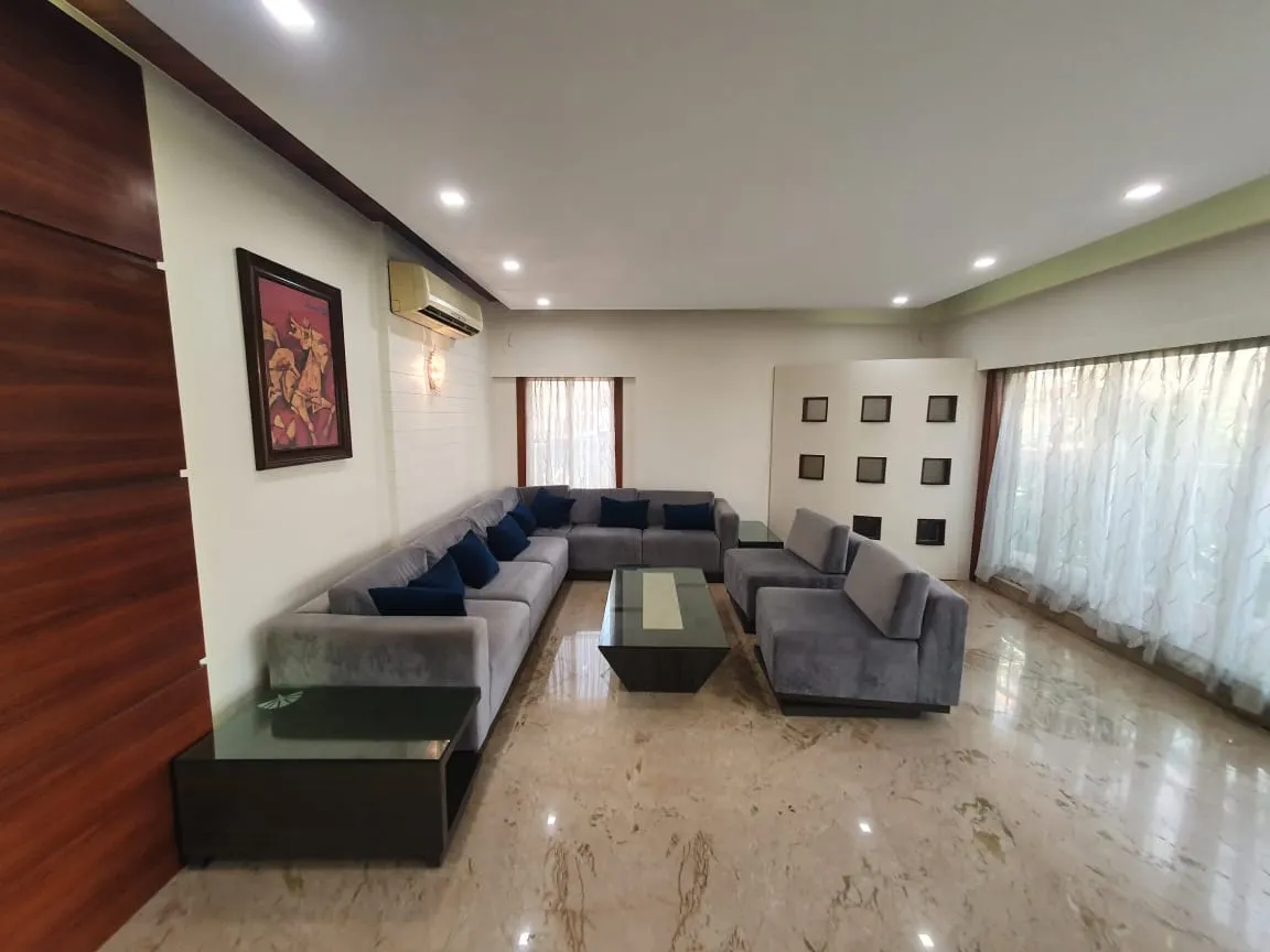 4 BHK Flats on Rent in Kutch House, Juhu