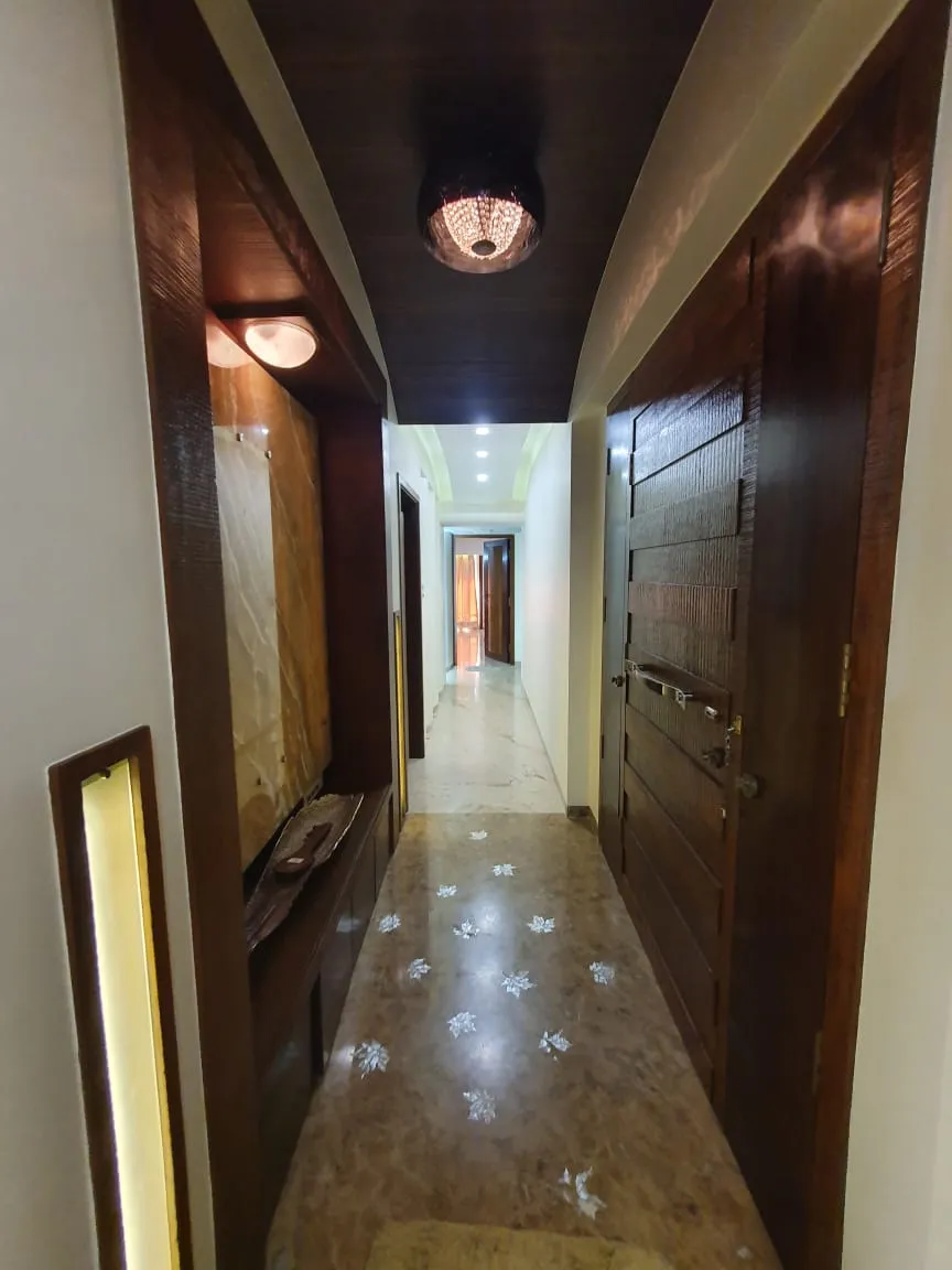 4 BHK Flats on Rent in Kutch House, Juhu