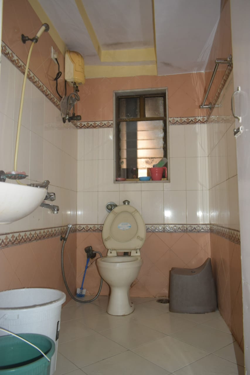 Bathroom 3 - Reminess, Bandra West