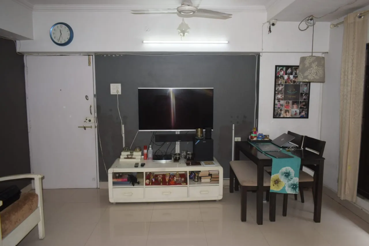 3 BHK Flats on Rent in Reminess, Bandra West