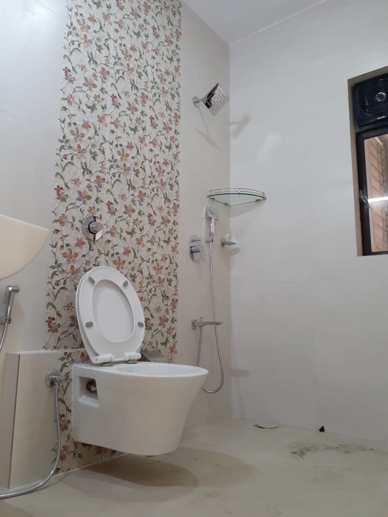 Building12 - Meera Tower, Andheri West