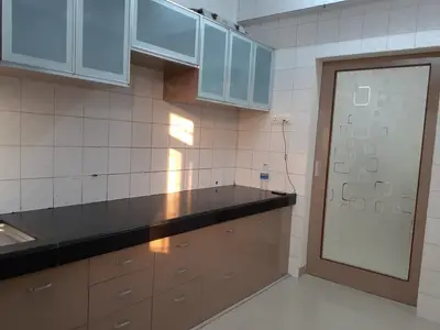4 BHK Meera Tower, Andheri West — for Rent — photo 2 thumbnail