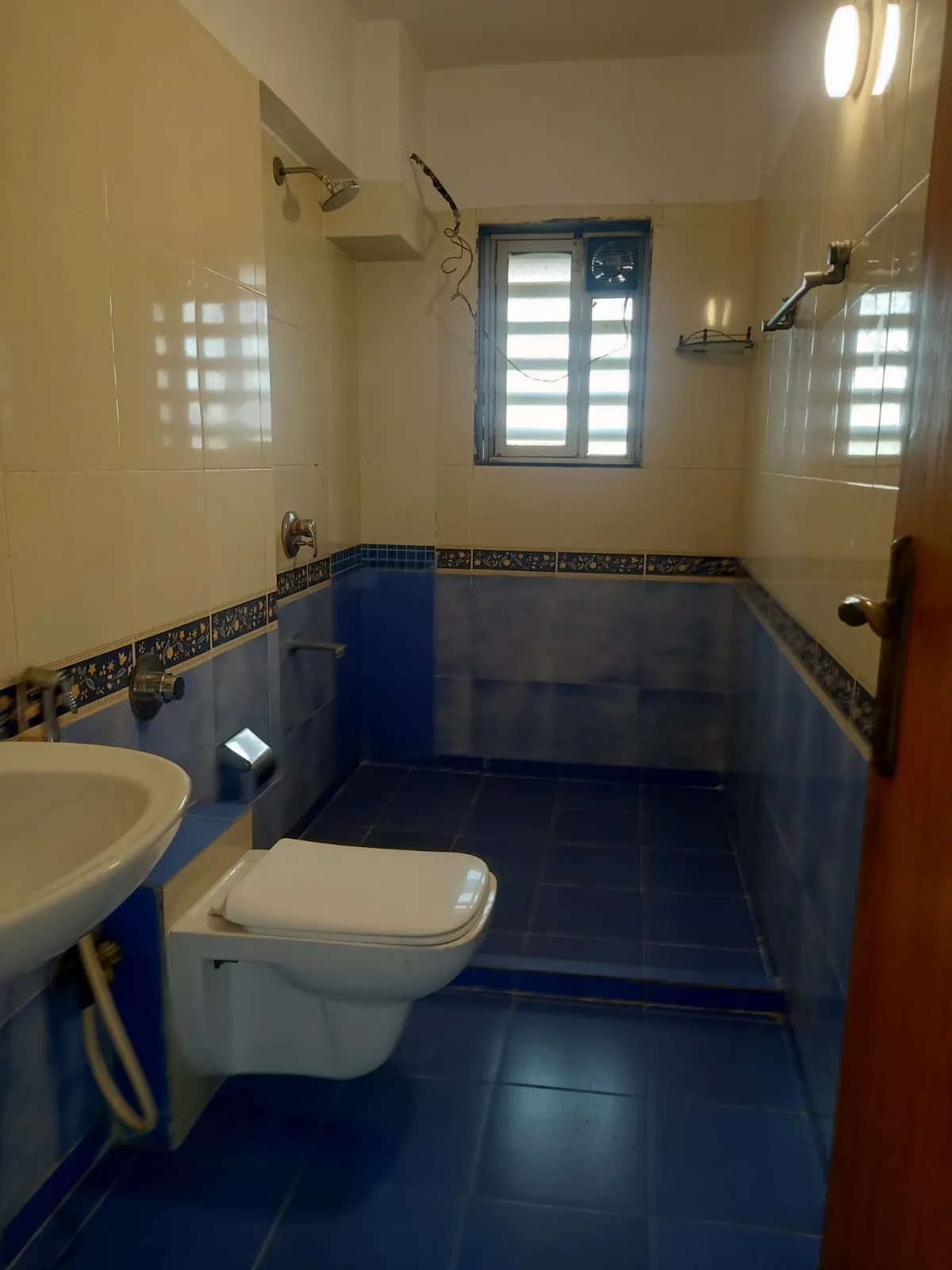 3 BHK Flats on Rent in Badrinath, Andheri West