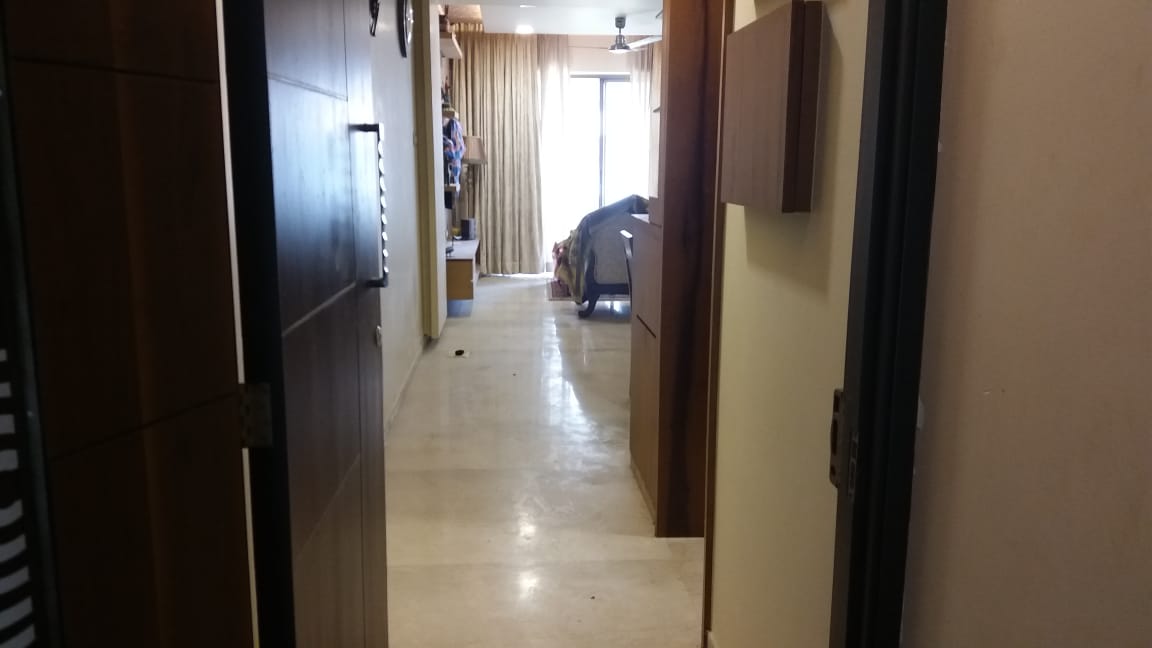 Building - Emerald Isle, Powai