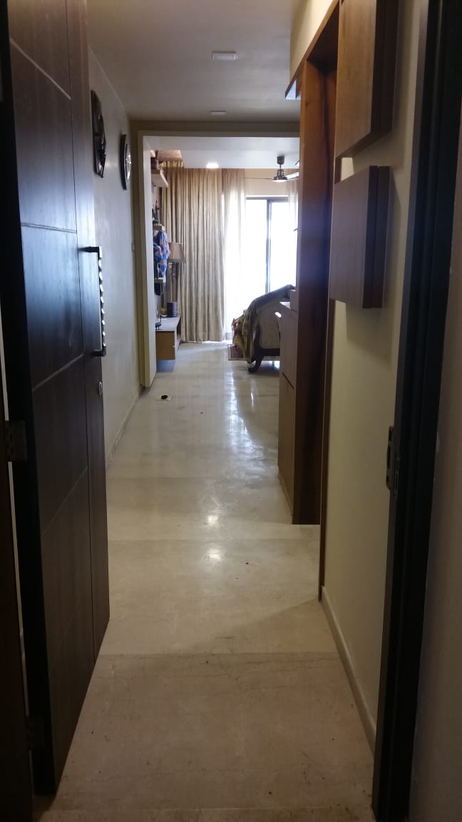 Building1 - Emerald Isle, Powai