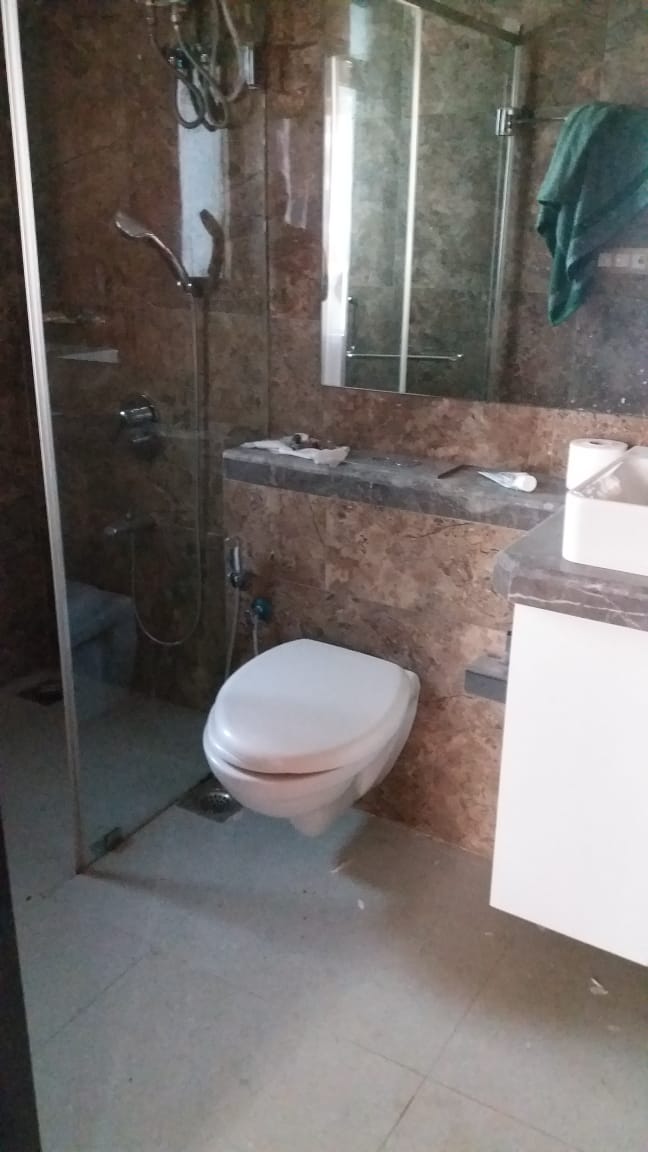 Building17 - Emerald Isle, Powai