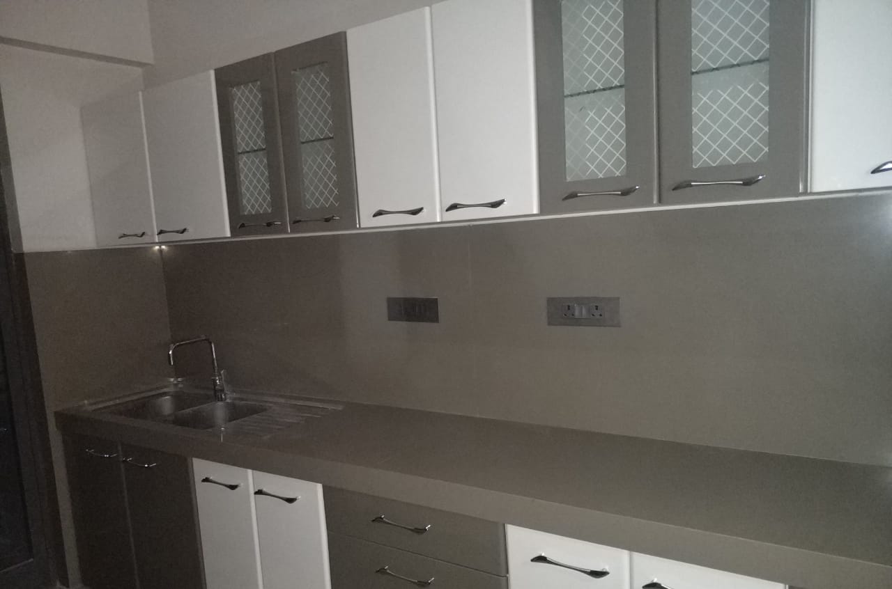 6 - Rustomjee Paramount, Khar West