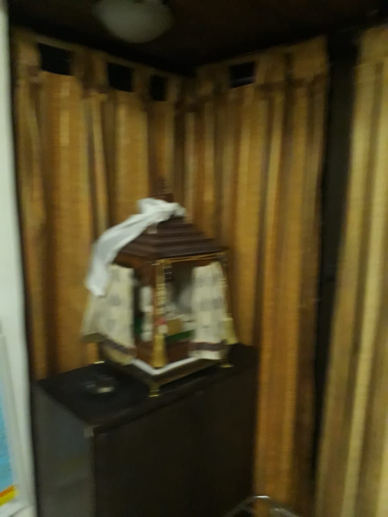 5 - Beverly Hills, Andheri West