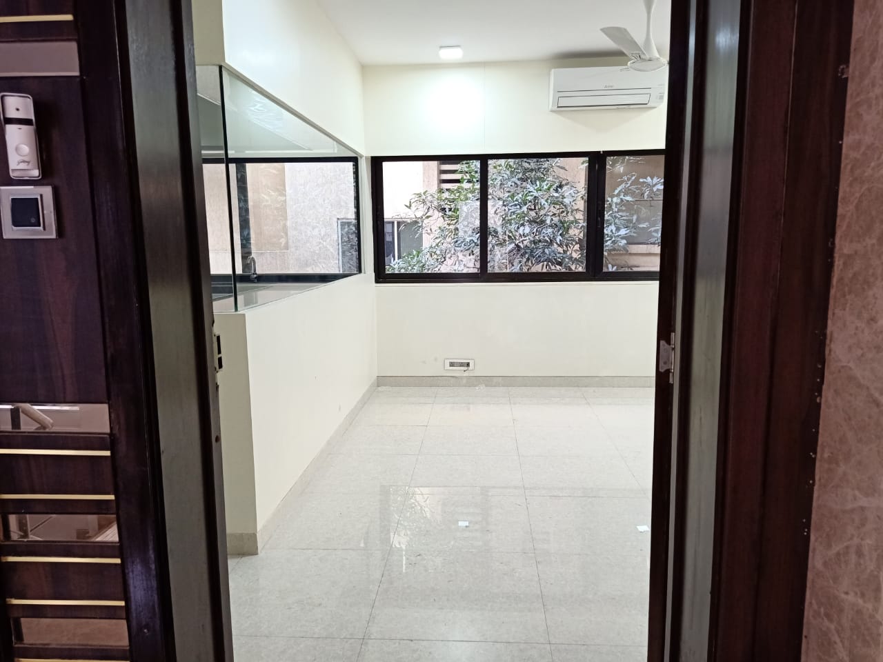 Building - Kakad Classic, Bandra West