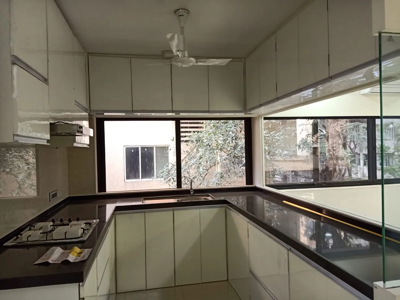 3BHK Flats for Sale in Kakad Classic, Bandra West