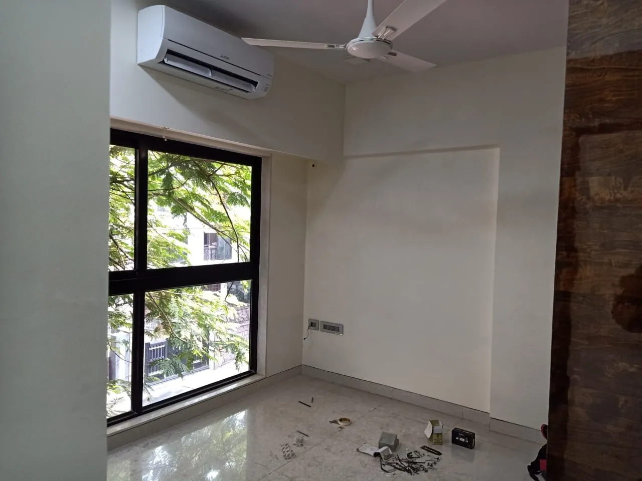 3BHK Flats for Sale in Kakad Classic, Bandra West