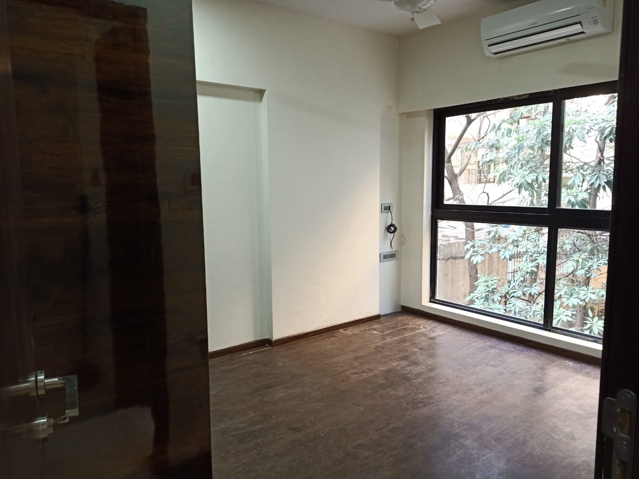 Building6 - Kakad Classic, Bandra West