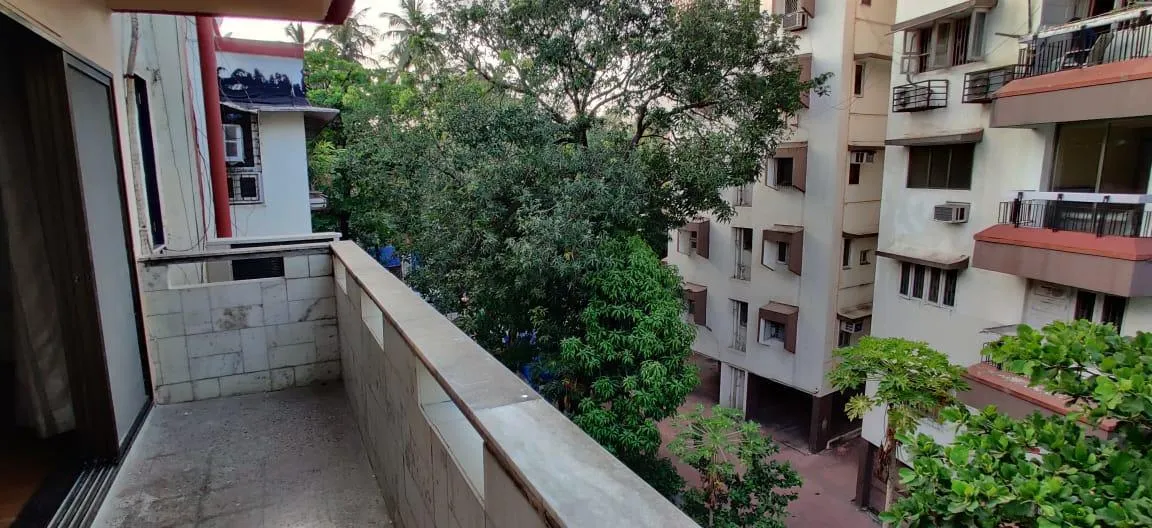 2 BHK Flats on Rent in Neptune Apartment, Juhu