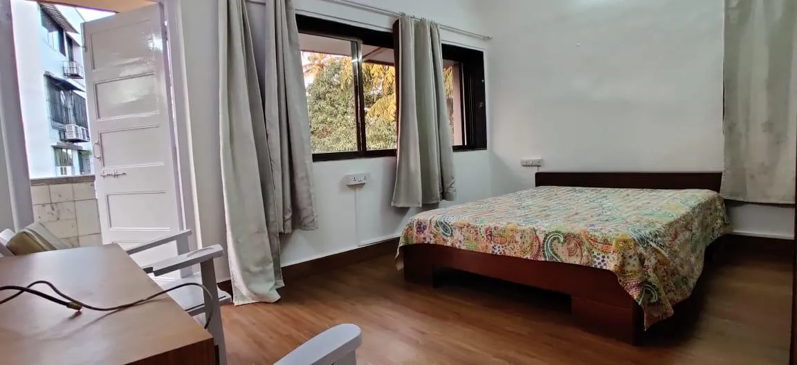 2 BHK Flats on Rent in Neptune Apartment, Juhu