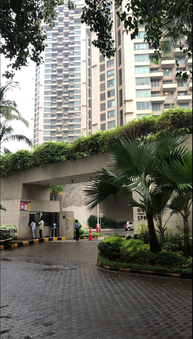 2½ BHK Flats for Sale in Oberoi Springs, Andheri West