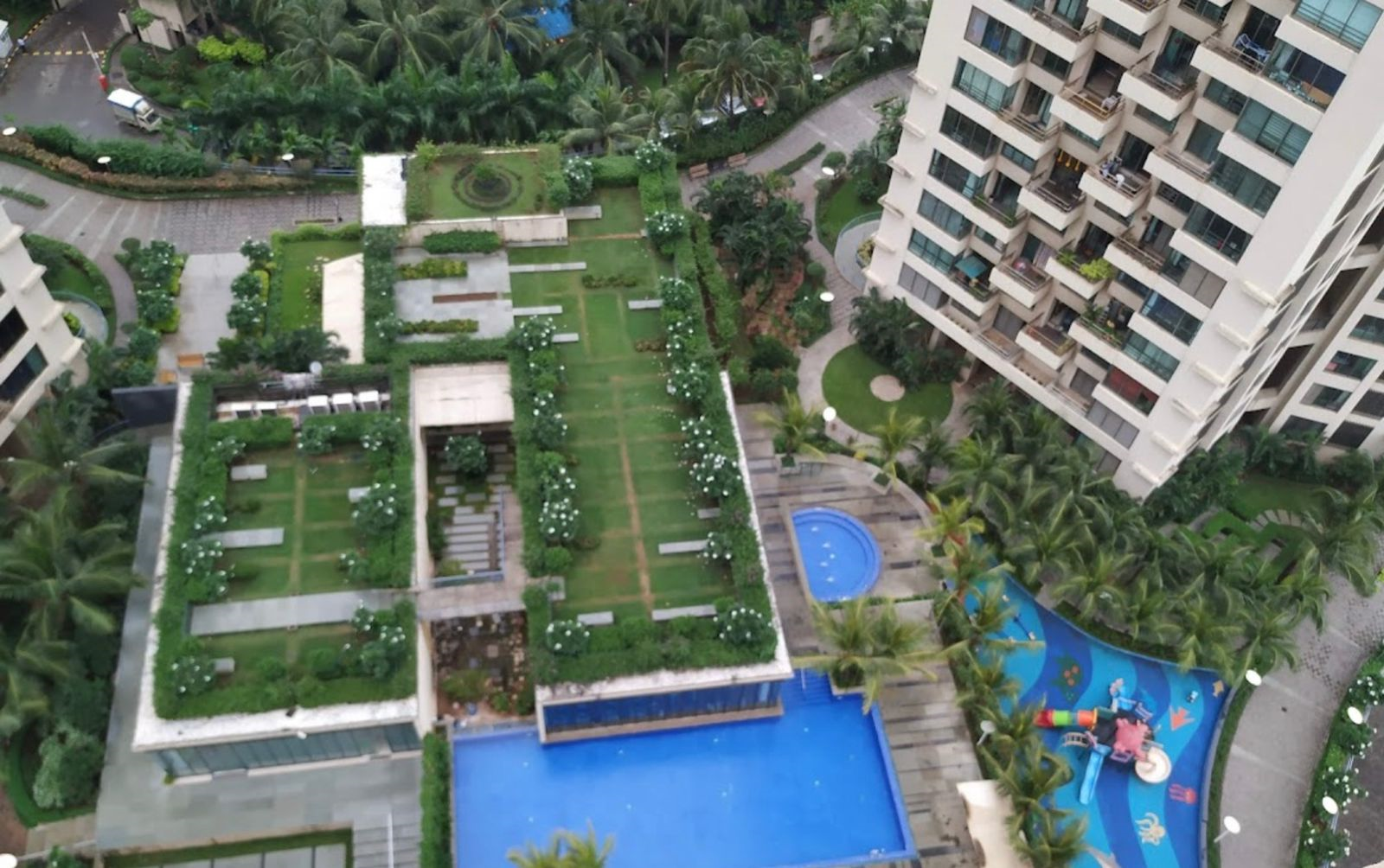 2½ BHK Flats for Sale in Oberoi Springs, Andheri West