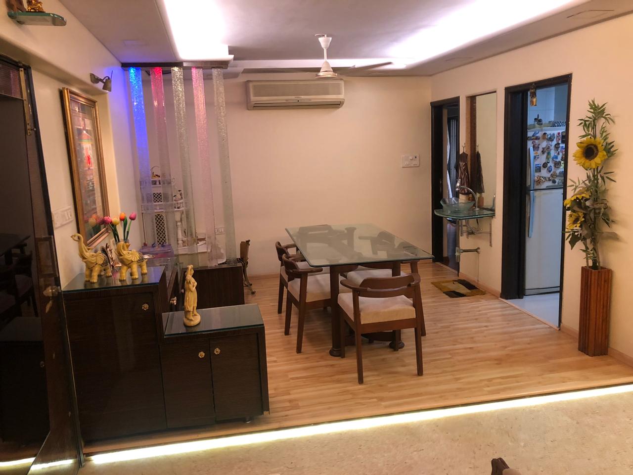 Dining - Prayushi Chs, Santacruz West