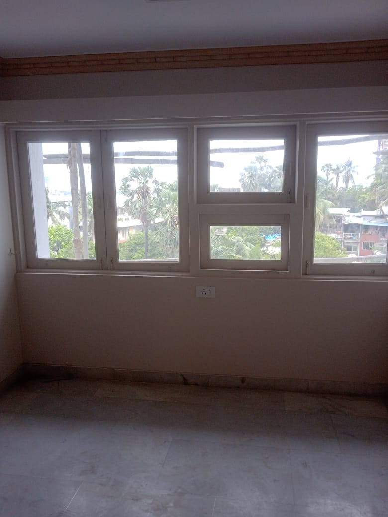 Bedroom 32 - Ashiana Glaxo, Bandra West