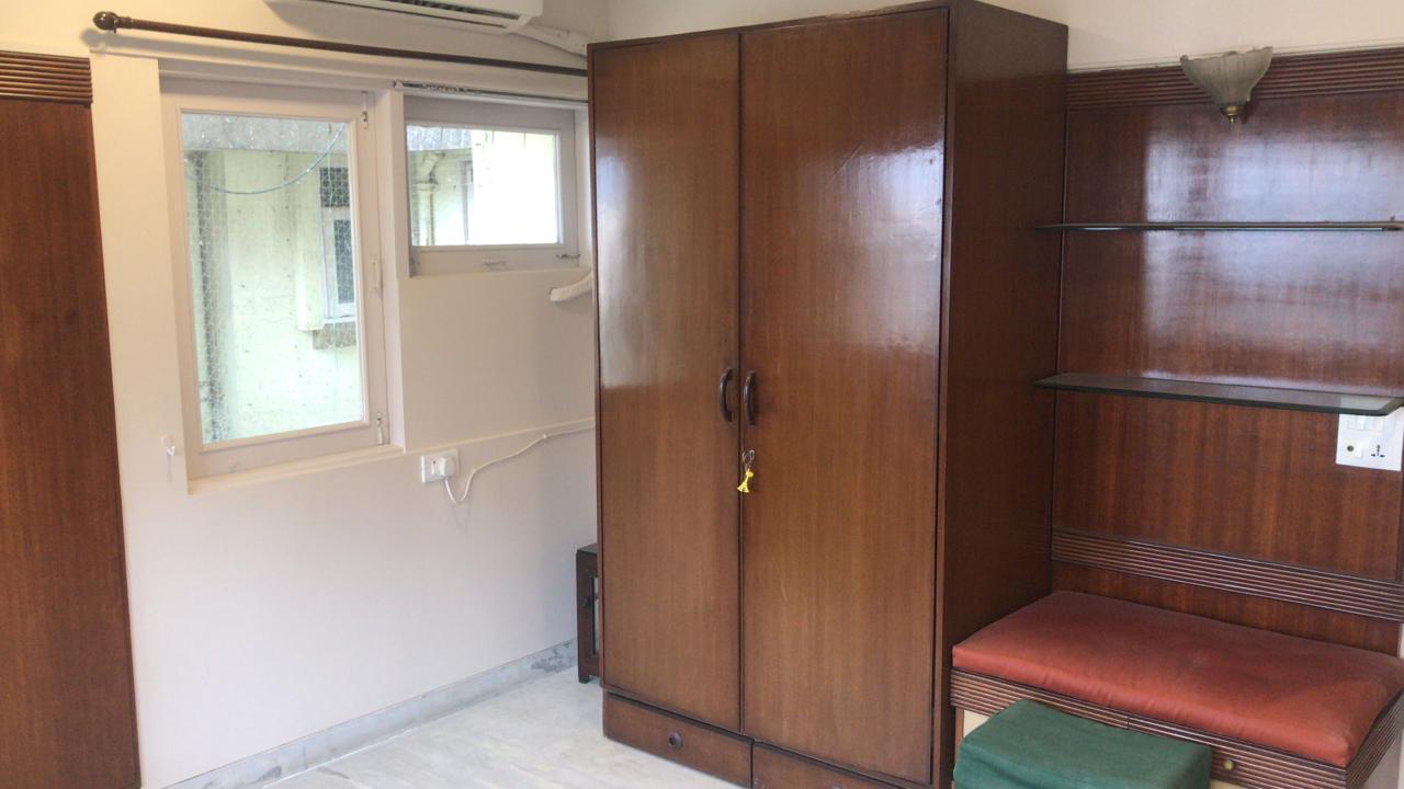 Building - Ashiana Glaxo, Bandra West