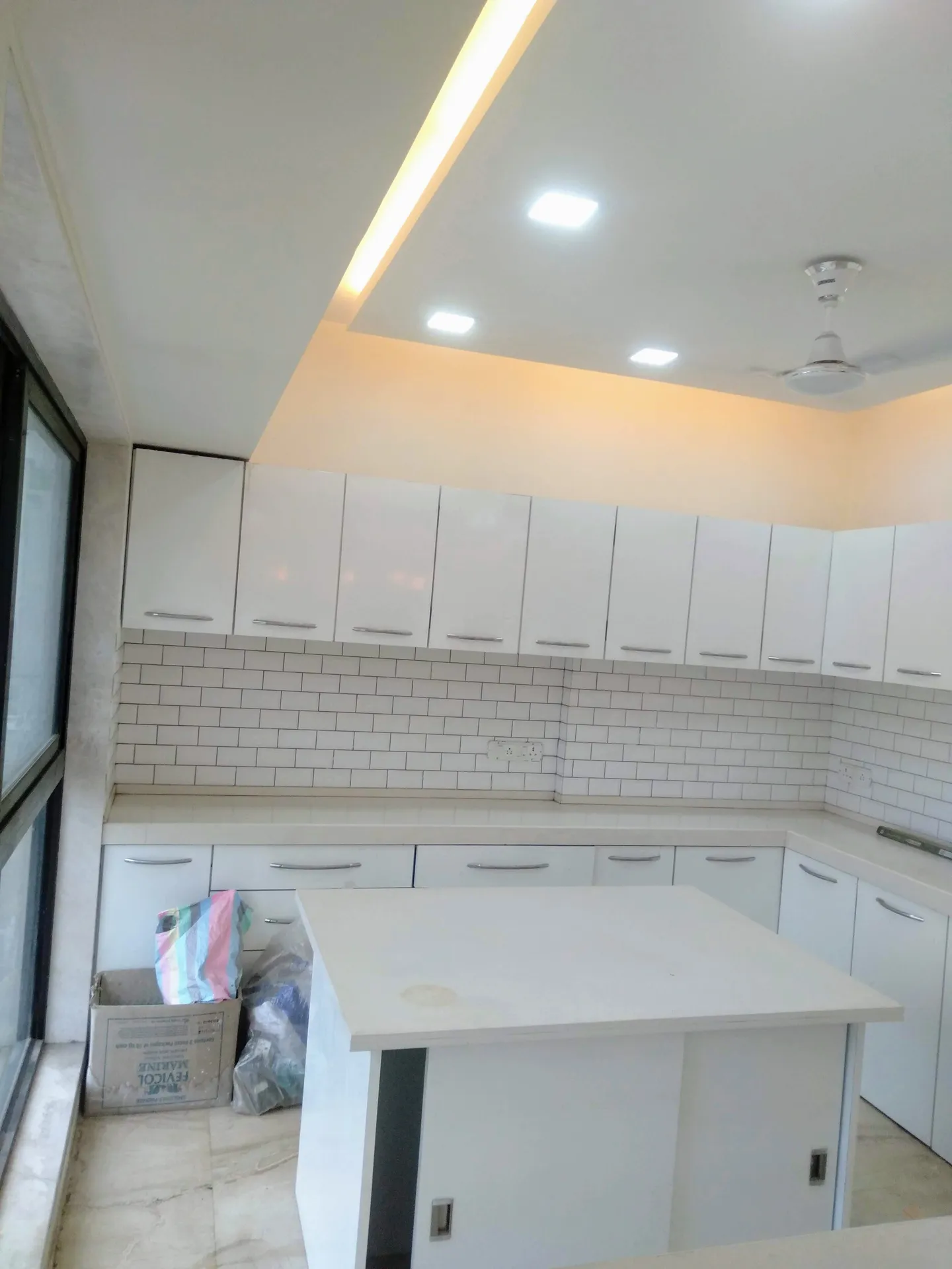 5 BHK Flats on Rent in Kakkad Classic, Khar West