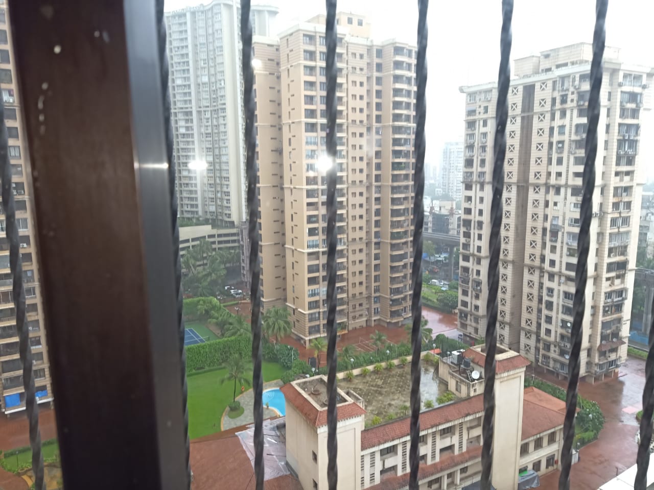 View 1 - Raheja Classique, Andheri West