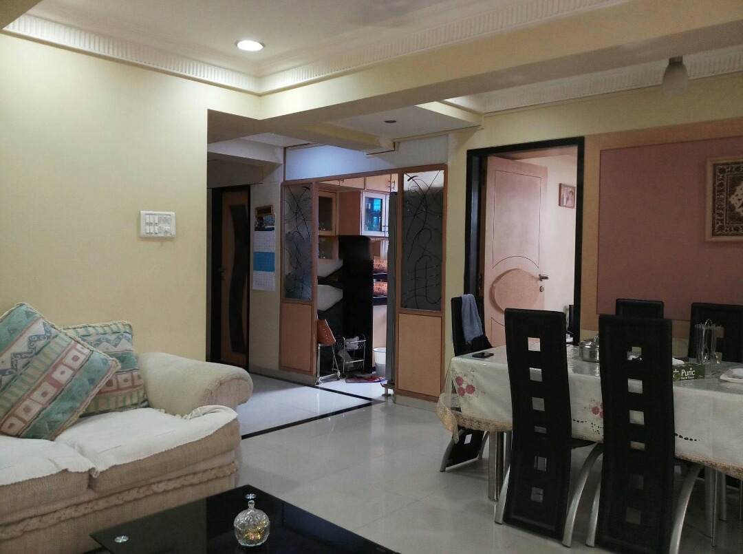 Dining - Elco Arcade, Bandra West