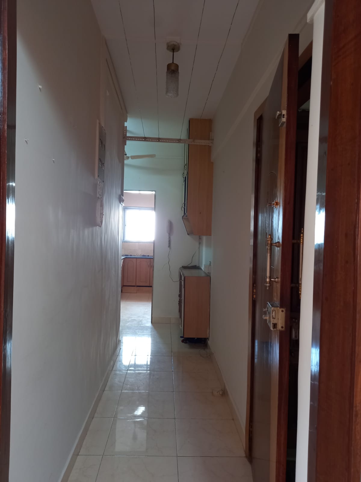 6 - Cozy Home, Bandra West