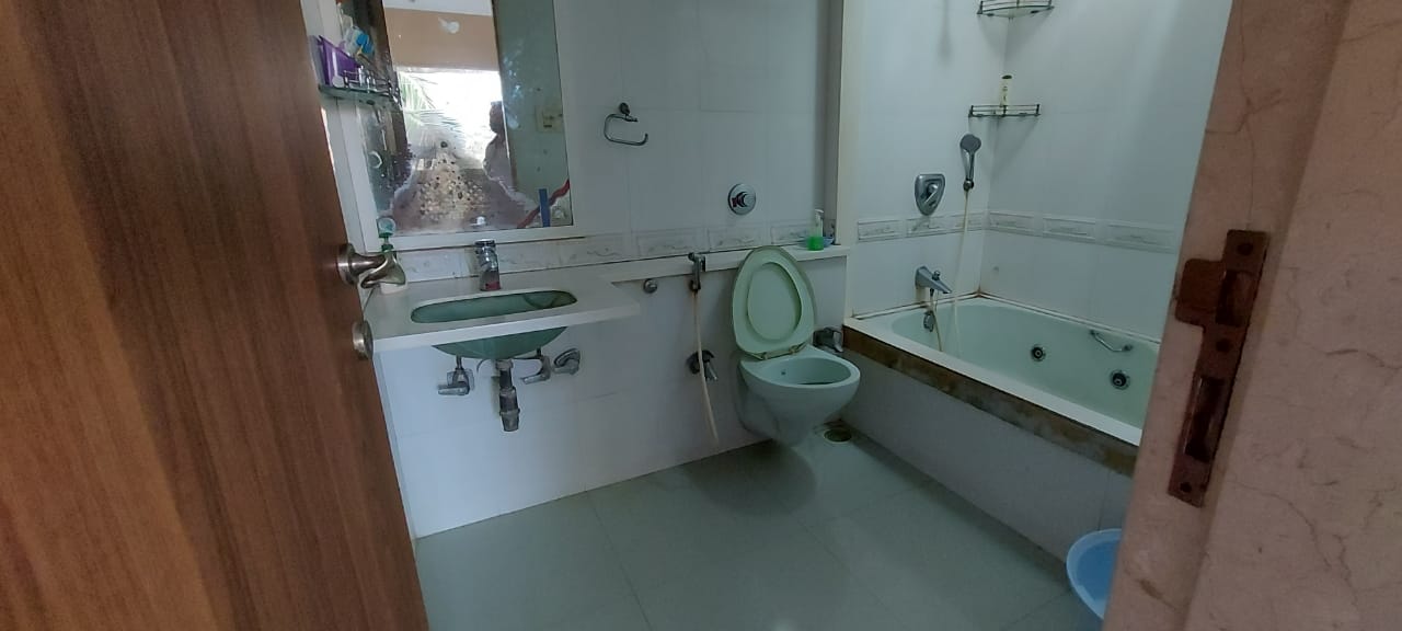Bathroom 3 - Krishna Baug, Khar West