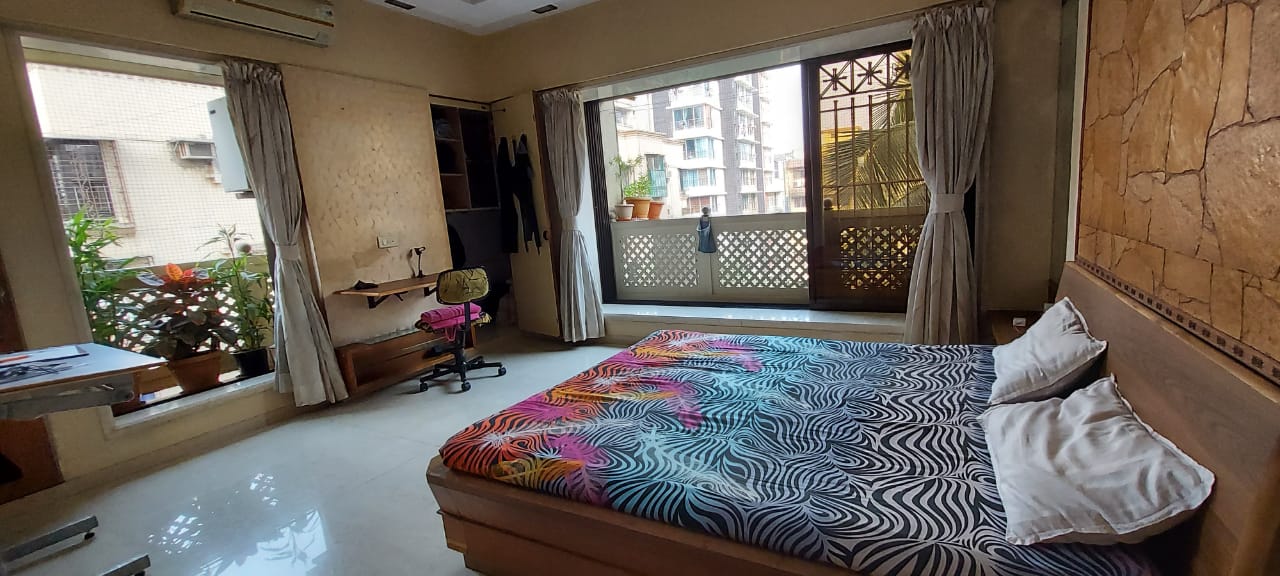 Master Bedroom - Krishna Baug, Khar West