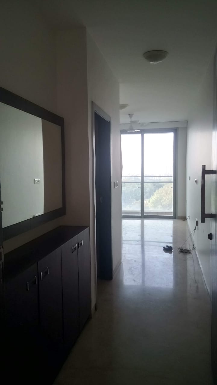 Dining - Oberoi Splendor Grande, Andheri East